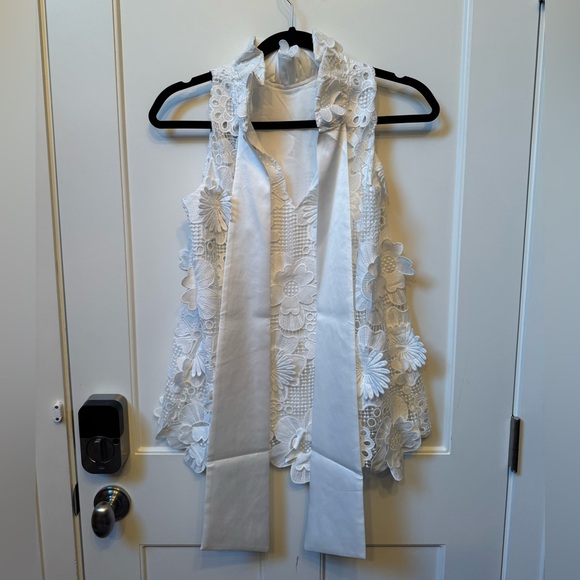 NWT Tuckernuck white Guipure Lace Mason Top - Picture 5 of 7